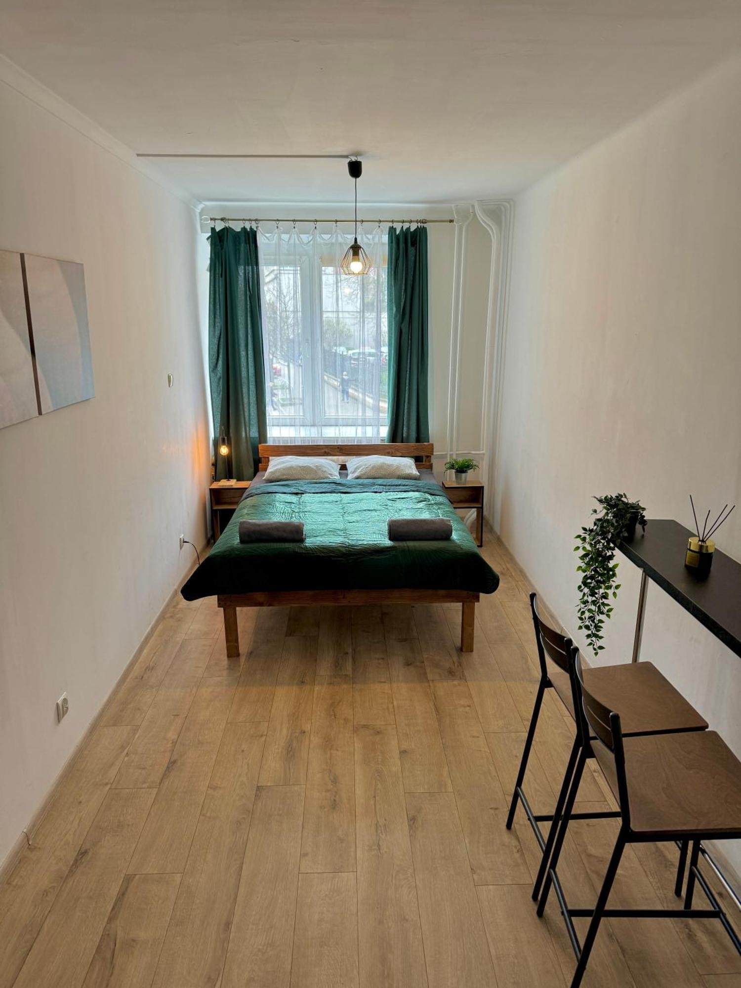 Well Apartment In Old Town Kraków Exteriör bild